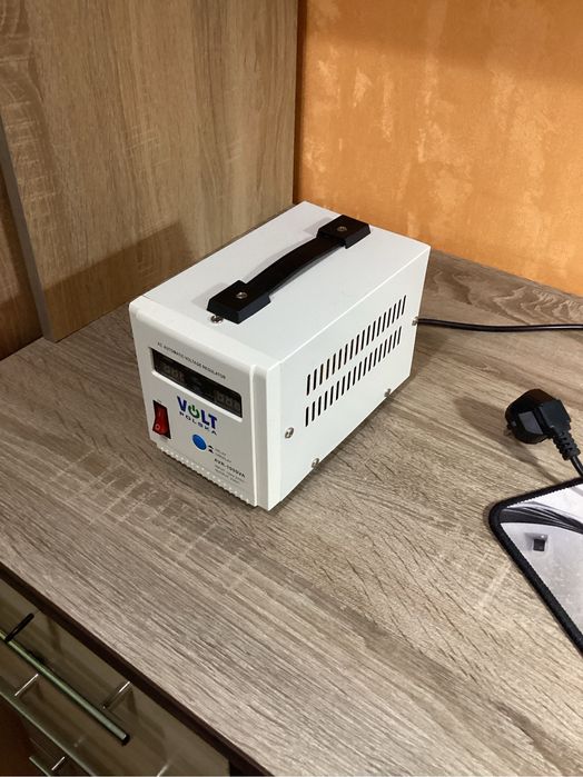 Стабілізатор напруги VOLT AVR 1000VA