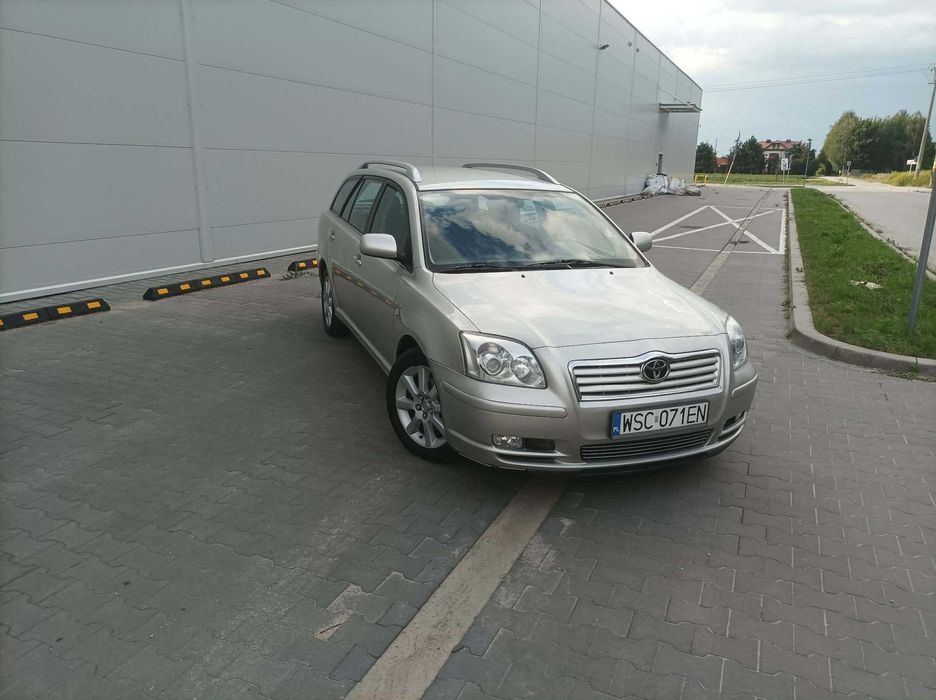 Toyota Avensis Auto