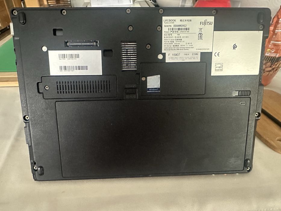 PC Fujitsul Lifebook com ecran tactil pen e teclado retoluninado