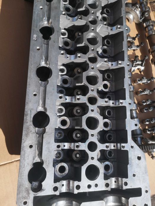 Glowica volvo xc60 s80 2.4d d5244t5 d5244t8
