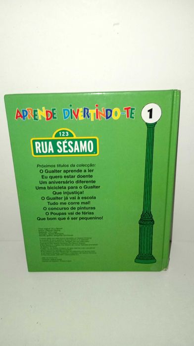 È um segredo! - livro da Rua Sésamo