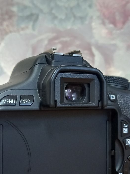 Canon rebel t3i (Американський Canon 600d) тушка