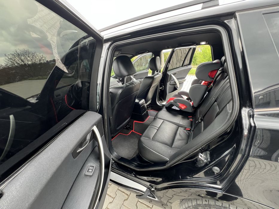 BMW X3 E83                          .