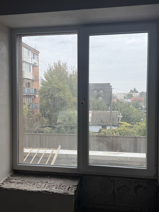 Вікна та двері.