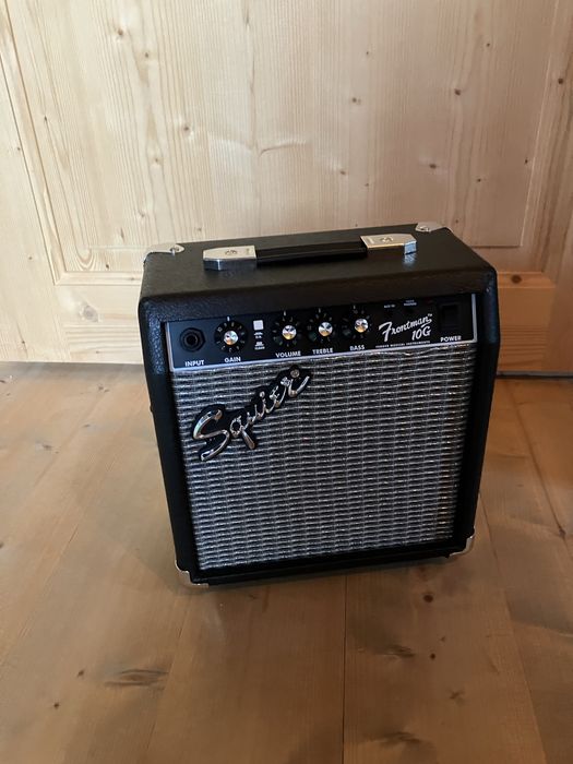 Amplificador Squier Frontman 10G
