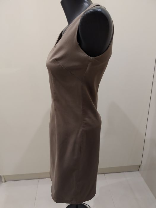 Sukienka w kolorze khaki