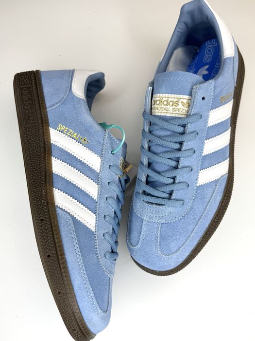 Кроссовки Adidas НОВЫЕ - 40 размер есть в наличии