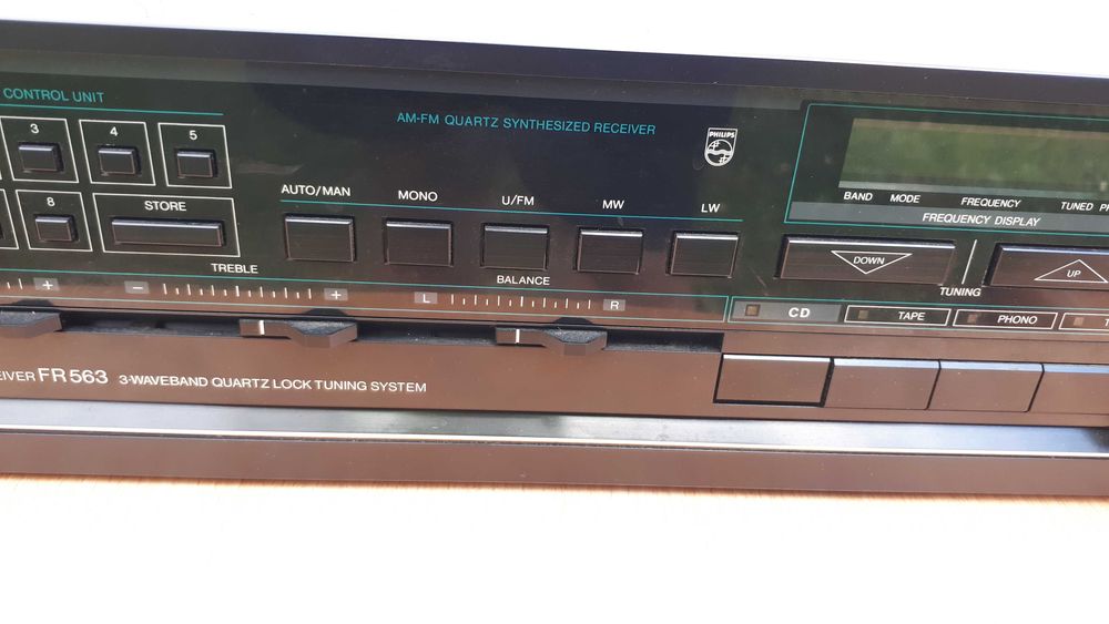 Amplituner PHILIPS FR-563