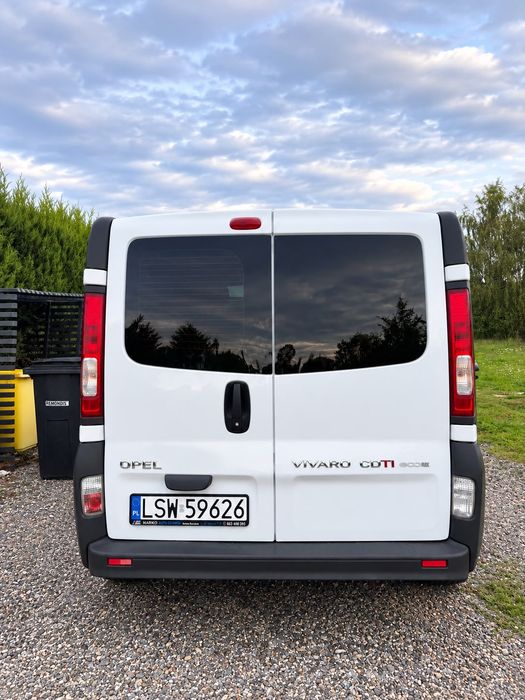 Sprzedam ładnego opla vivaro