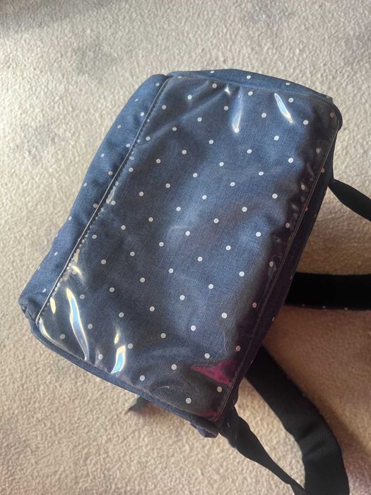 Mochila de maternidade que dá para pendurar no carrinho