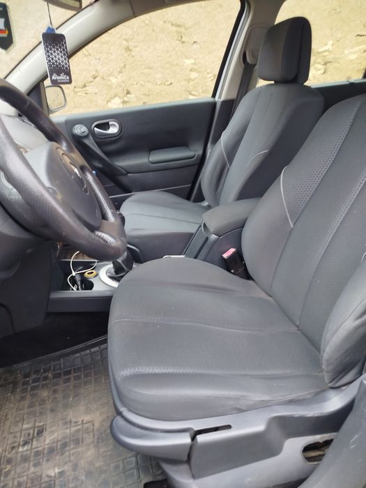 Продам легкових автомобіль