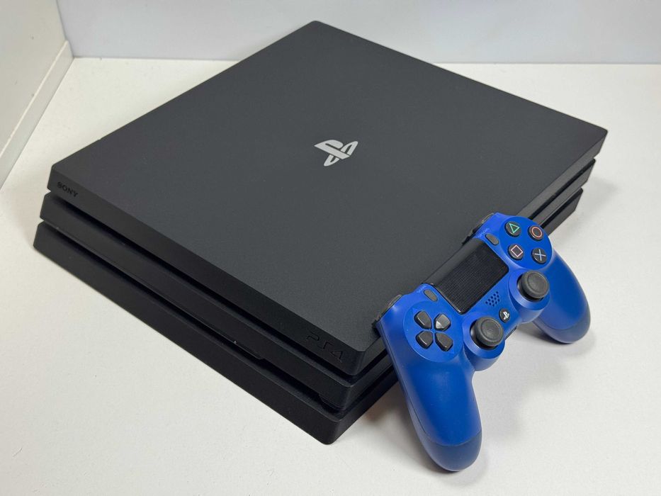 Konsola PlayStation 4 Pro CUH-7216B 1TB z Padem Super Stan