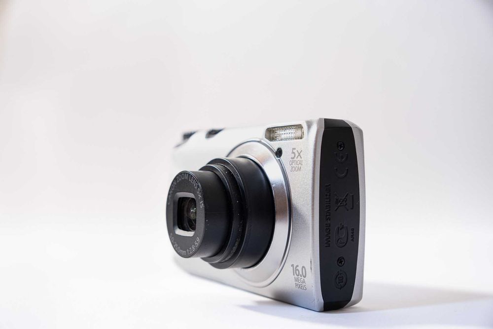 [Dostępny] Canon A3300 IS aparat cyfrowy kompakt [Bardzo Ładny!]