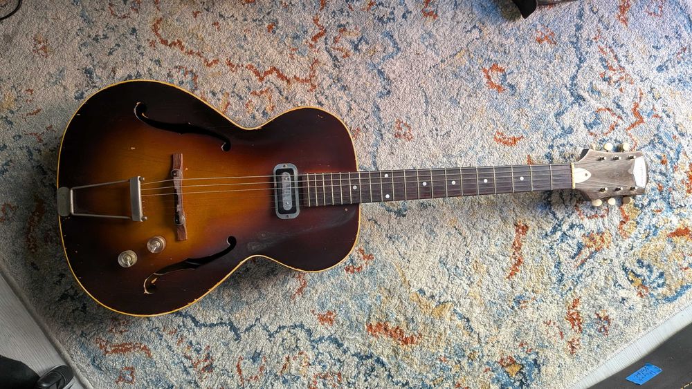 Epiphone Harry Volpe 1955 - vintage guitar