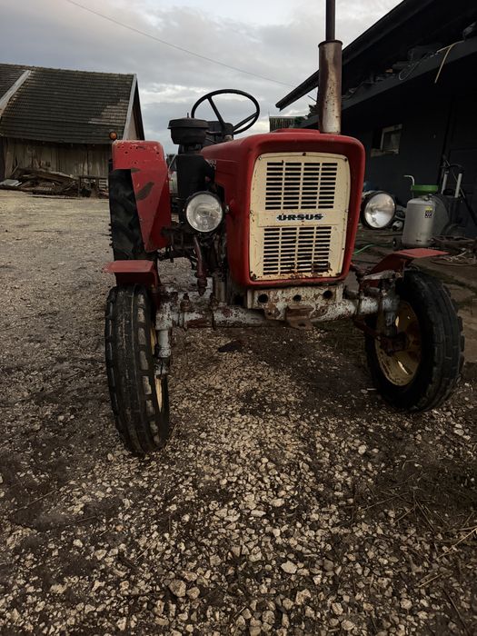 sprzedam  ursus C 330