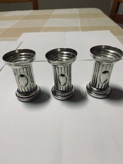 Conjunto em forma de coluna prata ,800 meados do século XX