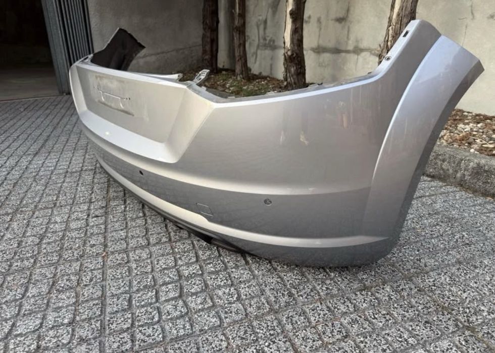 Pára choque traseiro Audi TT 8S