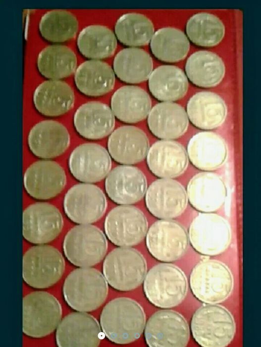 Монеты зарубежных странно.