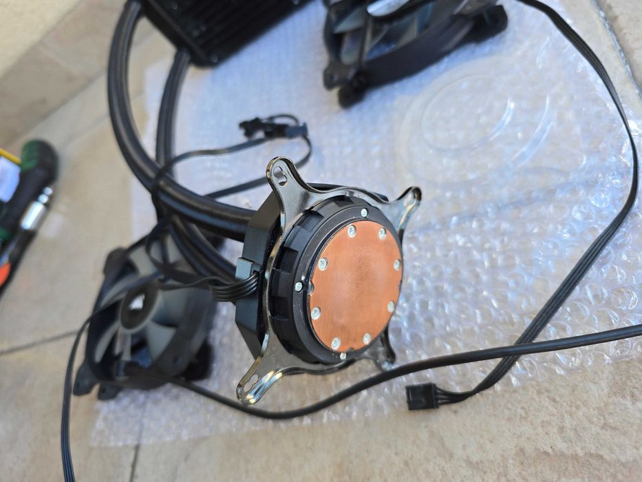 Cooler CPU Corsair H100i v2 (Liquid Cooler) 240mm64584698561793123