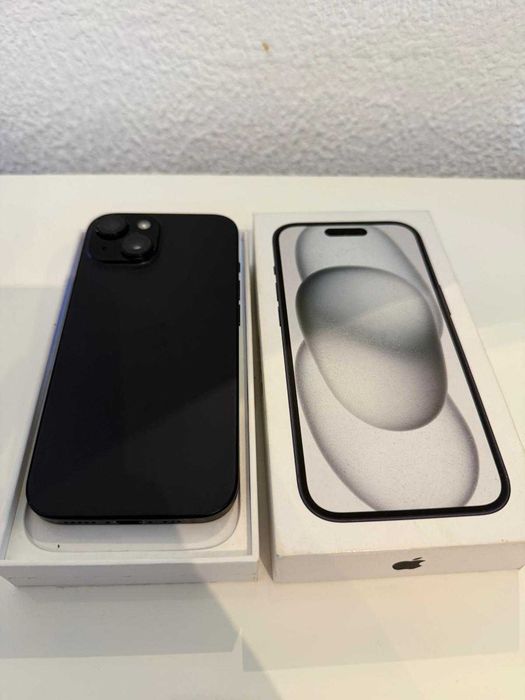 iPhone 15 com caixa