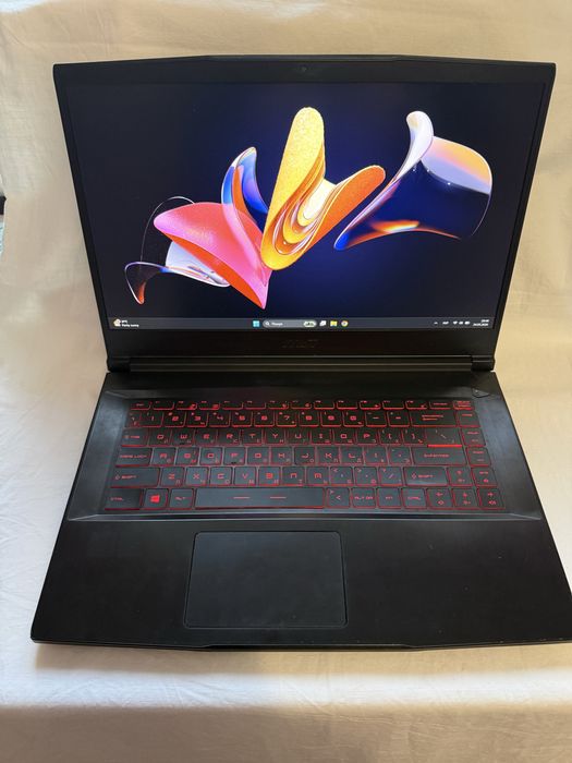Ноутбук MSI GF63 Thin 9SCSR