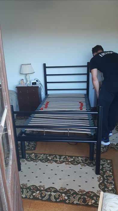 Fazemos montagem de móveis de pequena e grande dimensão.