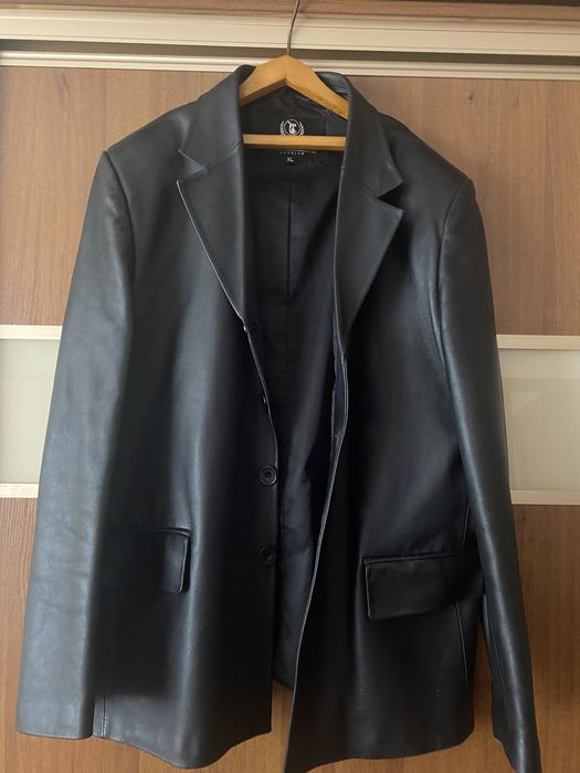 Шкіряна куртка