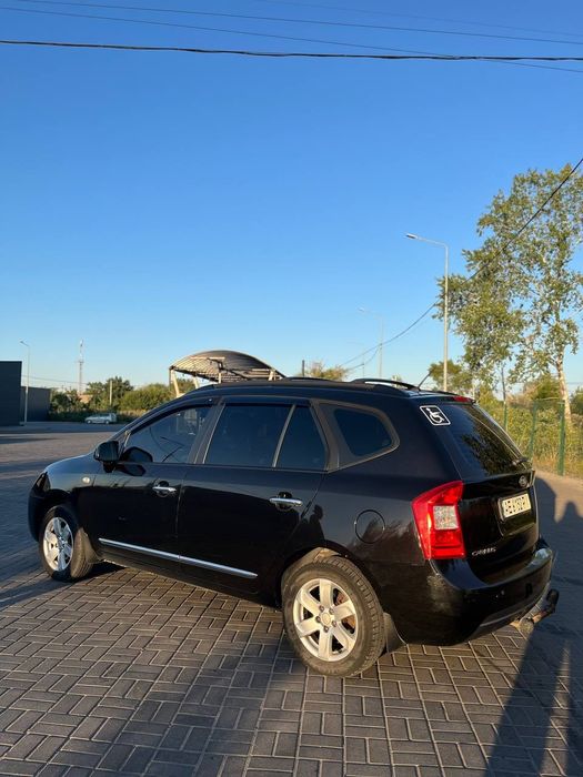 Продам власне авто KIA CARENS