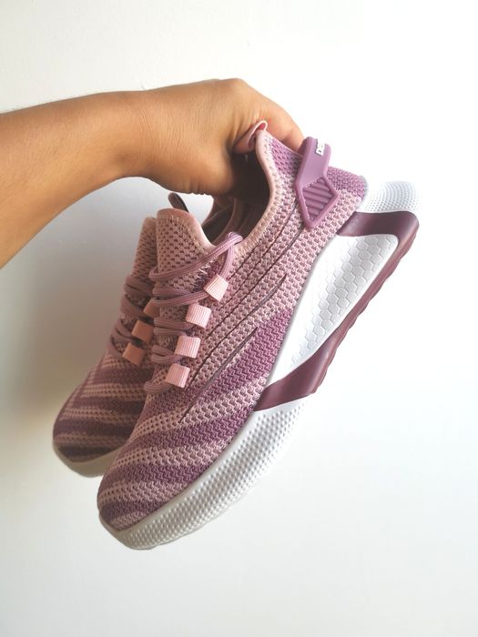 Sapatos biqueira aço 35,5 - Novos!