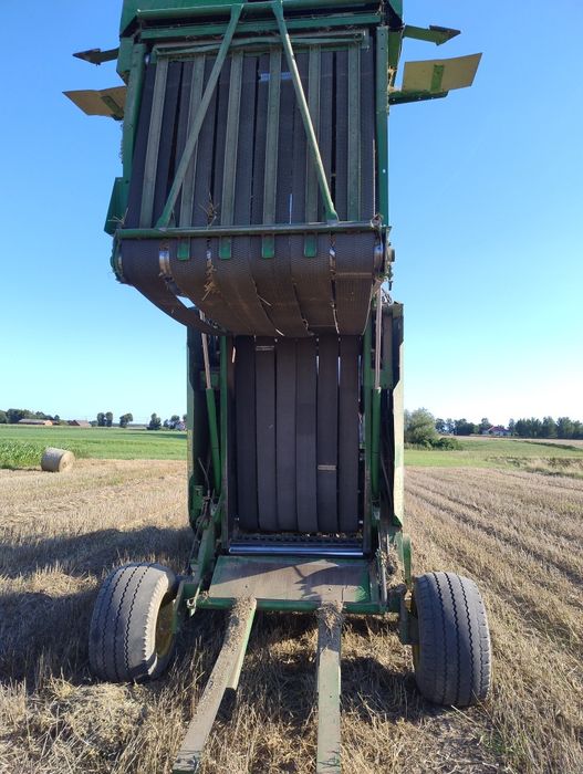 Prasa john deere 590