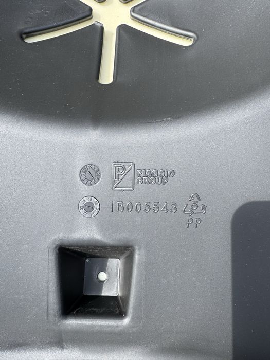 Siedzenie, kanapa Piaggio MP3 500 maxi limited 14-20 nowa