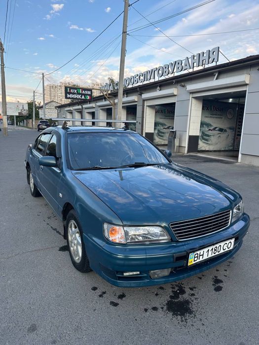 Nissan Maxima QX