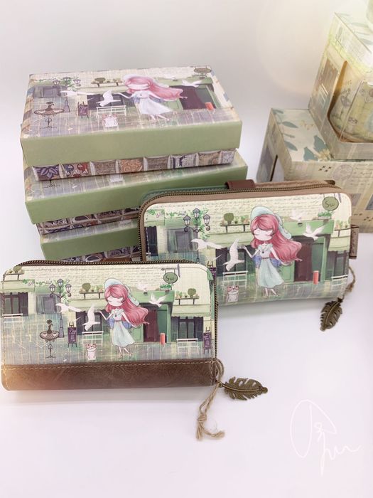 Carteiras bonecas varias cores