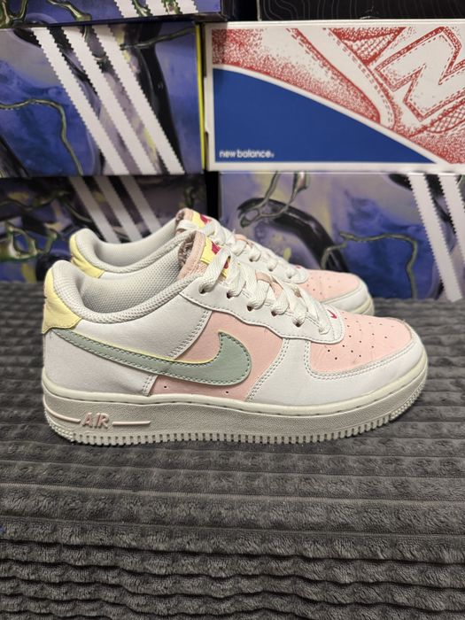 Жіночі Кросівки Nike Air Force 1 Impact Gs 37,5(23,5см) оригінал
