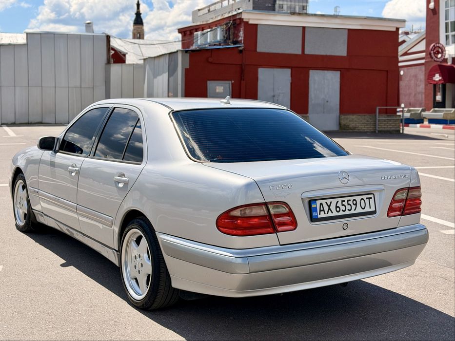 Mersedes E200 W210 2.0 KOMPRESSOR m111 рестайлинг
