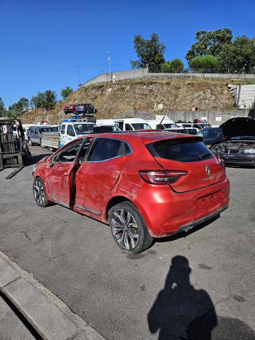 Renault Clio V 1.5 Blue DCi de 2020 para peças