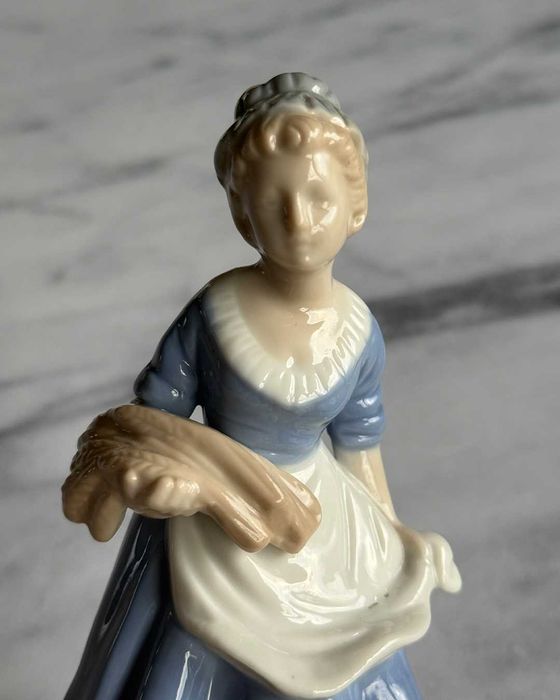 Vintage porcelanowa figurka Żniwiarka – prawdopodobnie Carl Scheidig