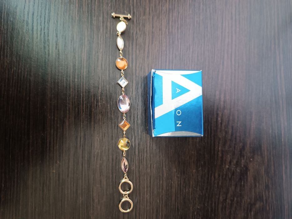 Жіночі Прикраси AVON