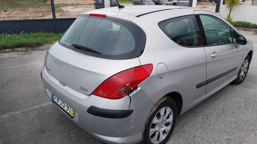Peugeot 308 1.6 HDi Comercial – Excelente oportunidade!