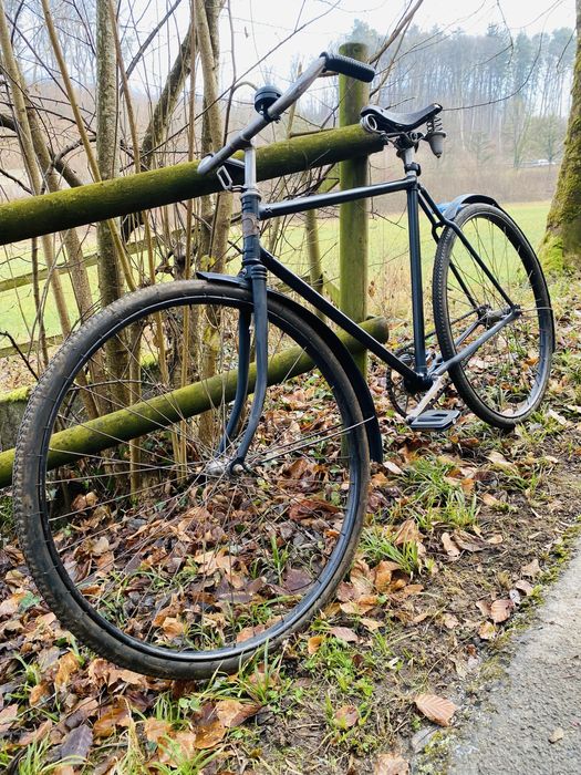 Sprzedam rower millitary z 1939 roku.