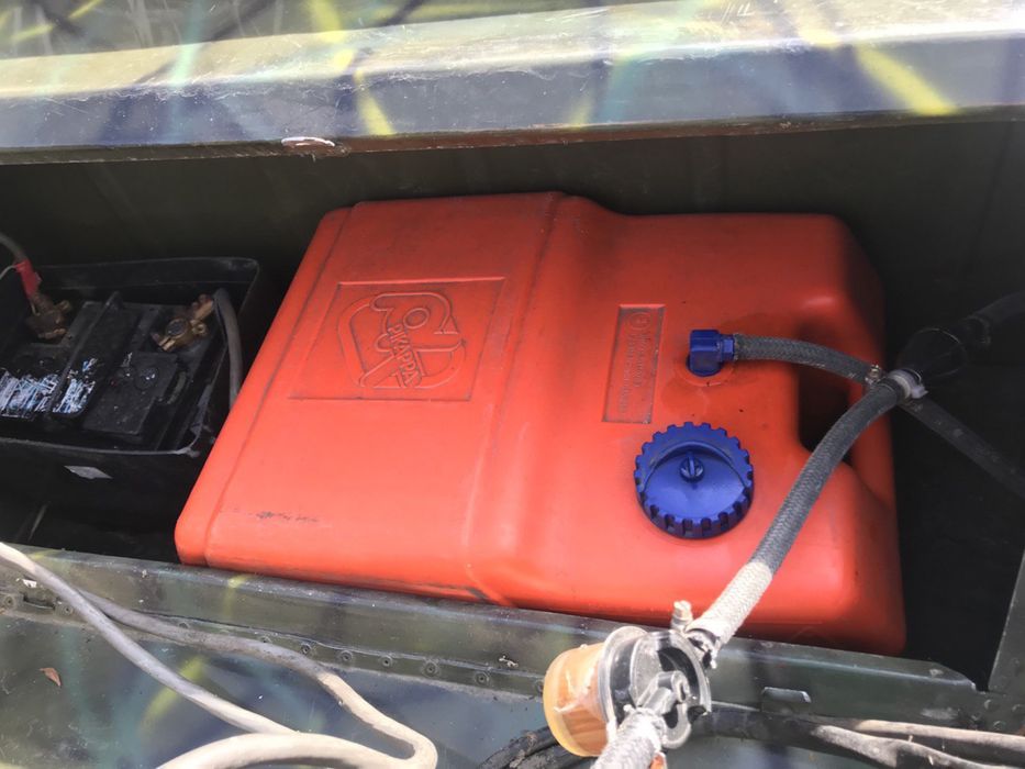 Лодка Днепр