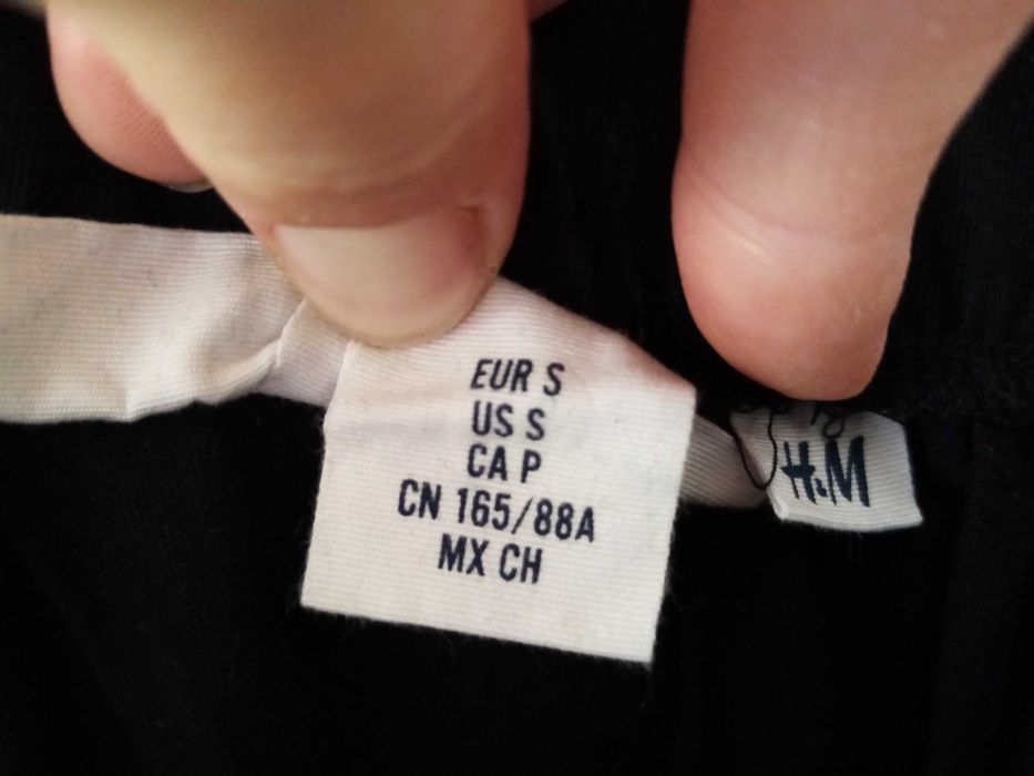 Czarna hiszpanka H&M