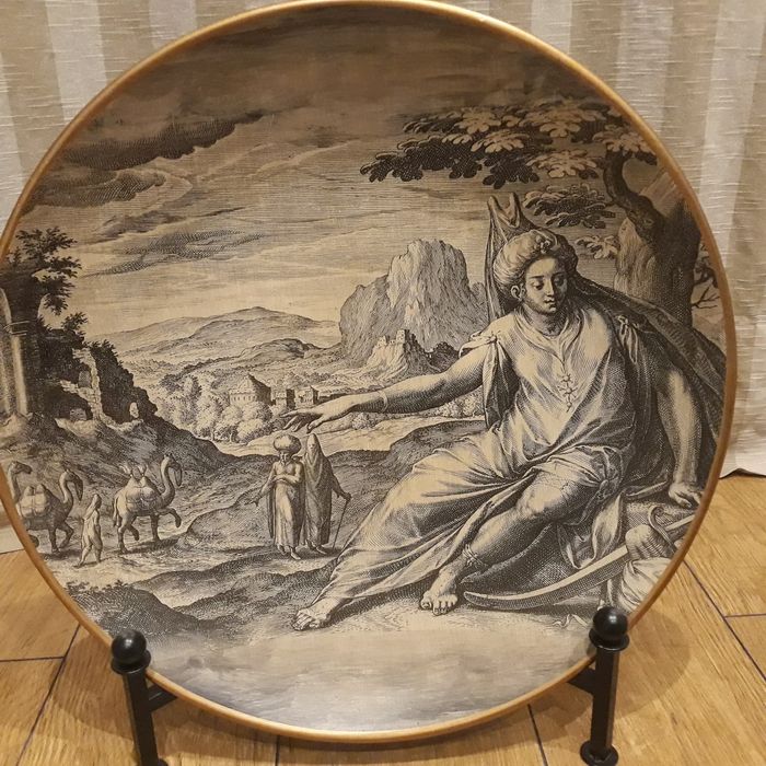 Prato com suporte 41cm Área