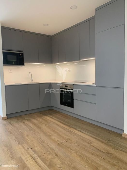 Apartamento T2 no Coração do Porto – Totalmente Remodelado