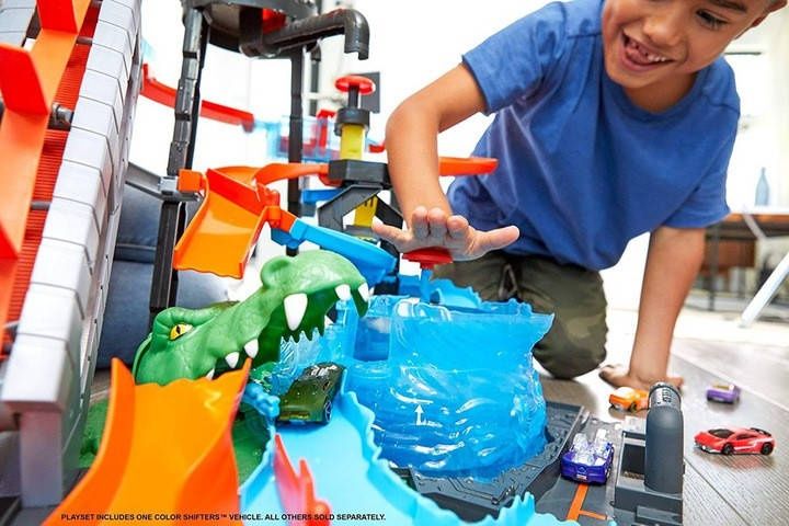 Трек Хот Вілс Вибух кольорів Водонапірна вежа Hot Wheels City FTB67