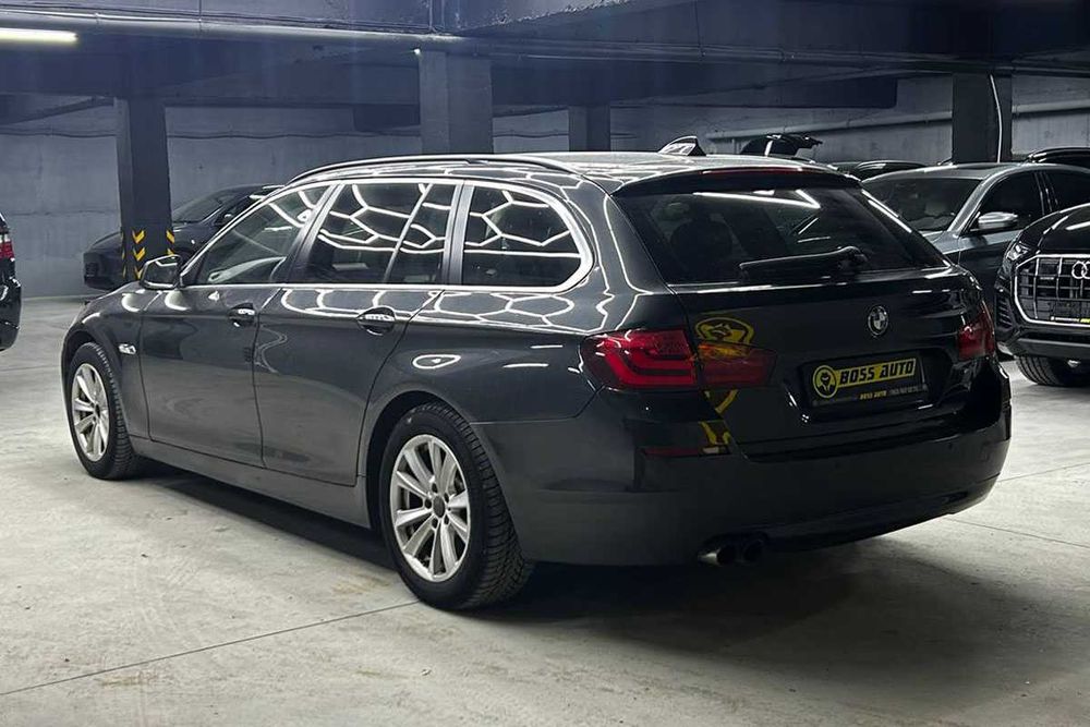 BMW 520d 2011 року
