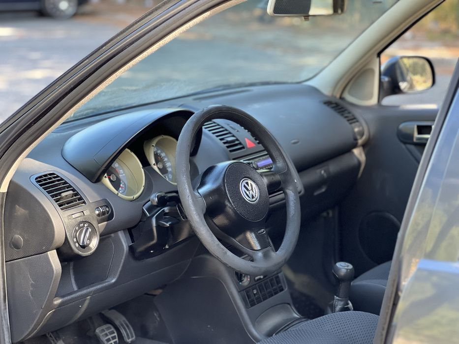 Vw Polo 1.0MPI A/C - 2001