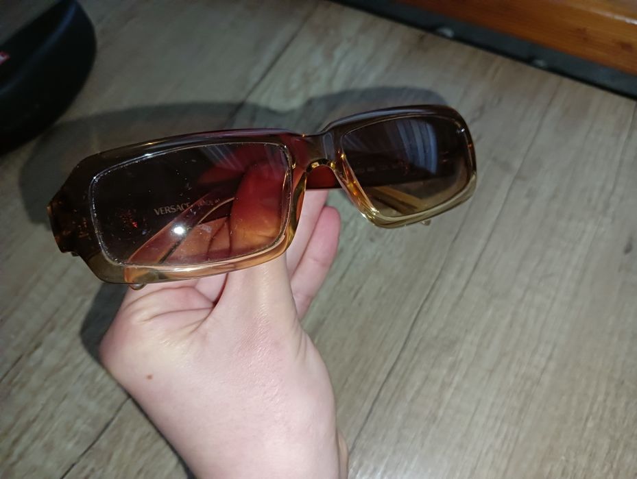 Вінтажні сонцезахисні окуляри Versace