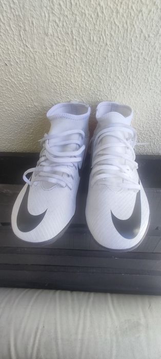 Chuteiras Nike Jr. Mercurial Superfly 9 Club Turf criança (38.5)