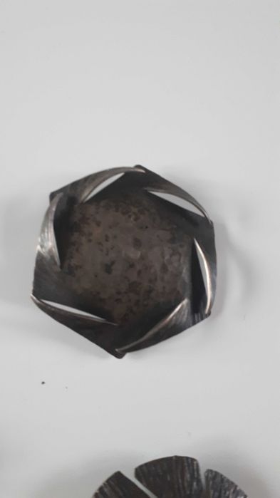 zestaw starych broszek prl / sześć sztuk